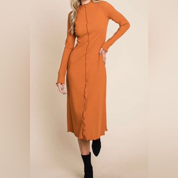 Ribbed knit midi long sleeved dress - Picture 1 of 1